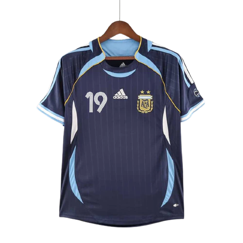 Argentina 2006 Away Kit Messi 19